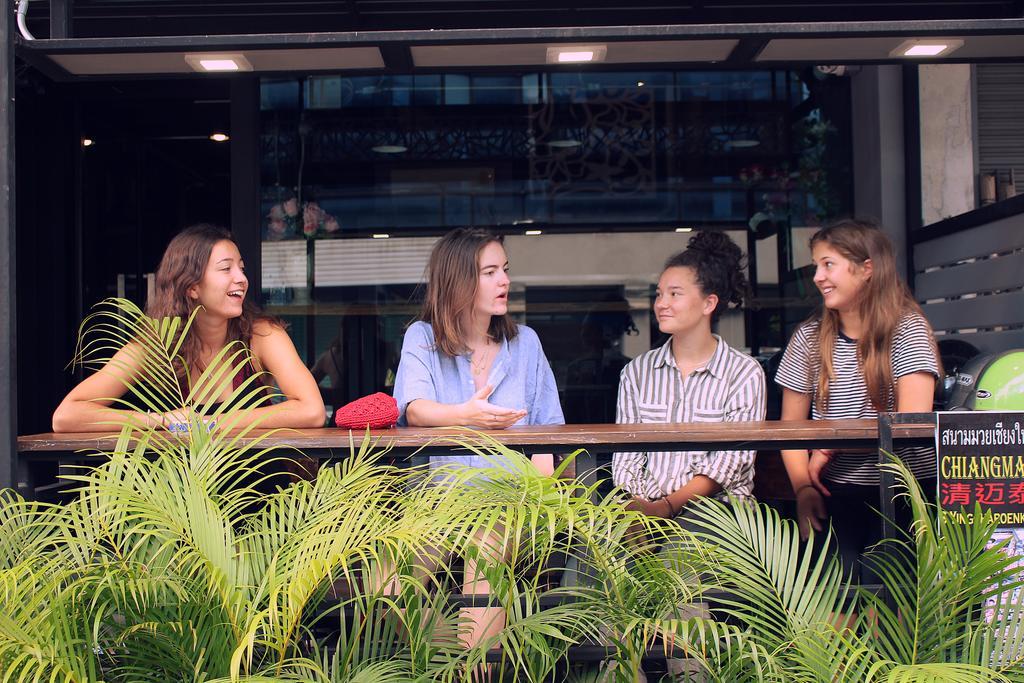 @25 Hostel Chiang Mai Bagian luar foto